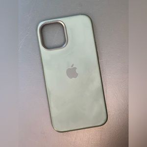 Apple - iPhone 12 Pro Max Silicone Case with MagSafe - Dark Green